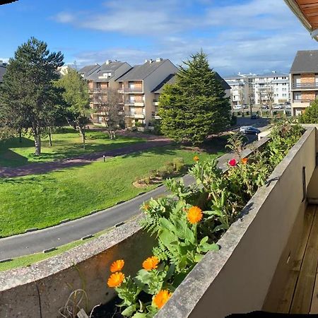 Residence Le Sporting Cabourg Exterior photo